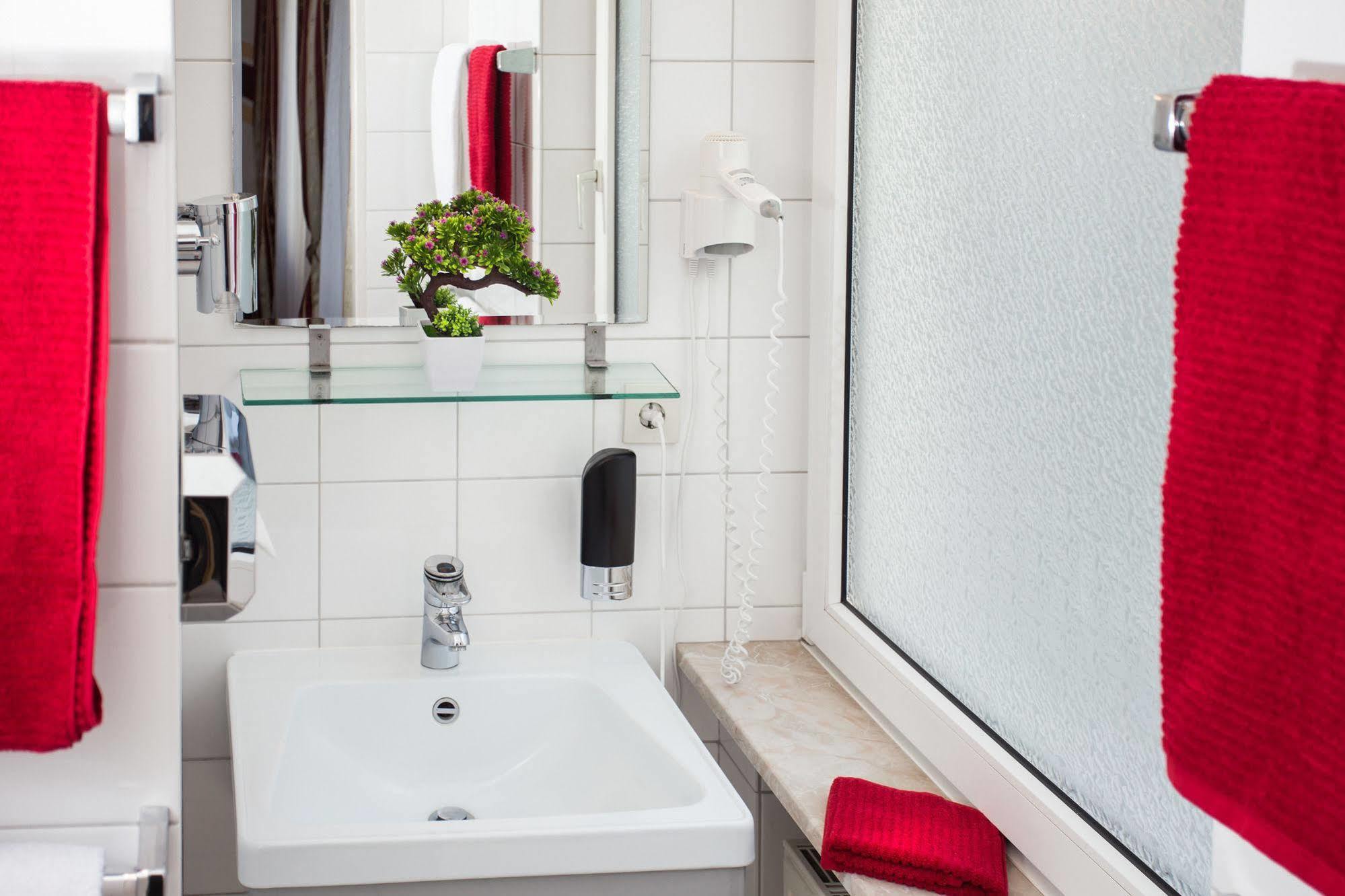 המבורג Hotel Condor מראה חיצוני תמונה